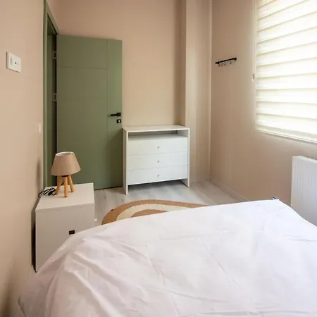 Beautifully Designed 3br Duplex In Prime Goektuerk Appartement *